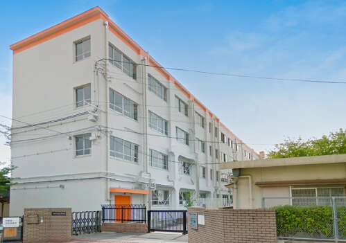 第六中学校