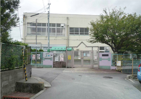 清水幼稚園 徒歩8分（約580ｍ）