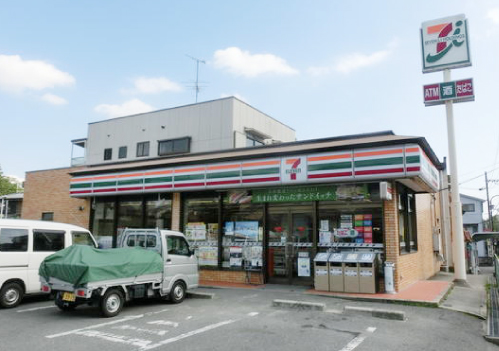 セブンイレブン高槻安岡寺1丁目店