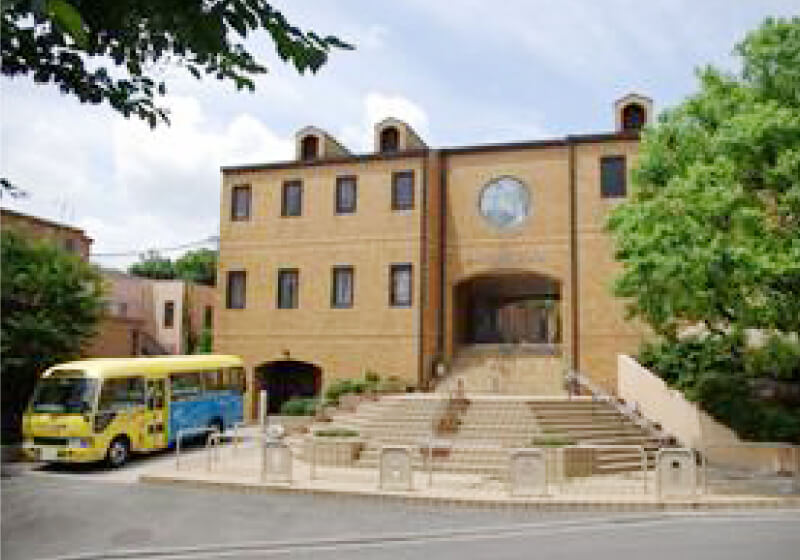 のびてゆく幼稚園