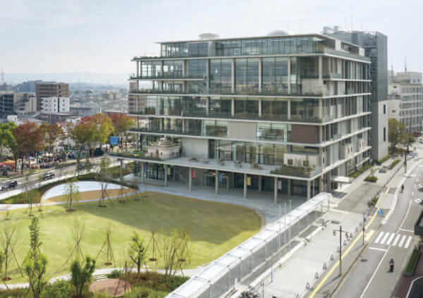 茨木市文化・子育て複合施設 おにクル