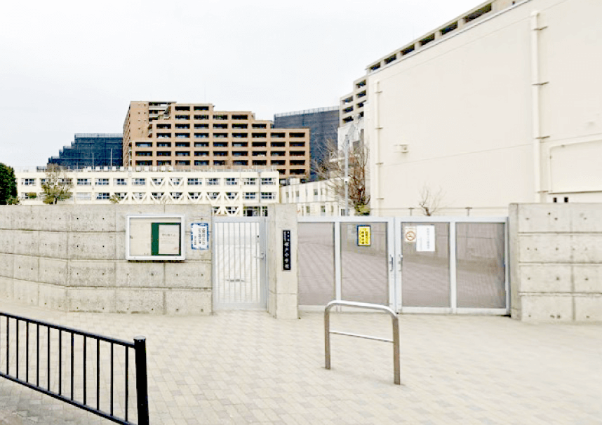 塚戸小学校