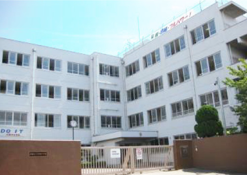 川西中学校